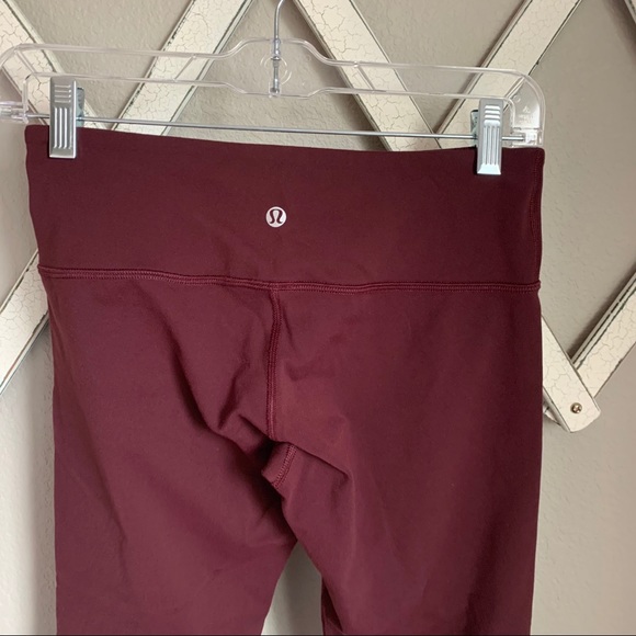 lululemon athletica Pants - Lululemon Athletica Women's 6 Cropped Leggings